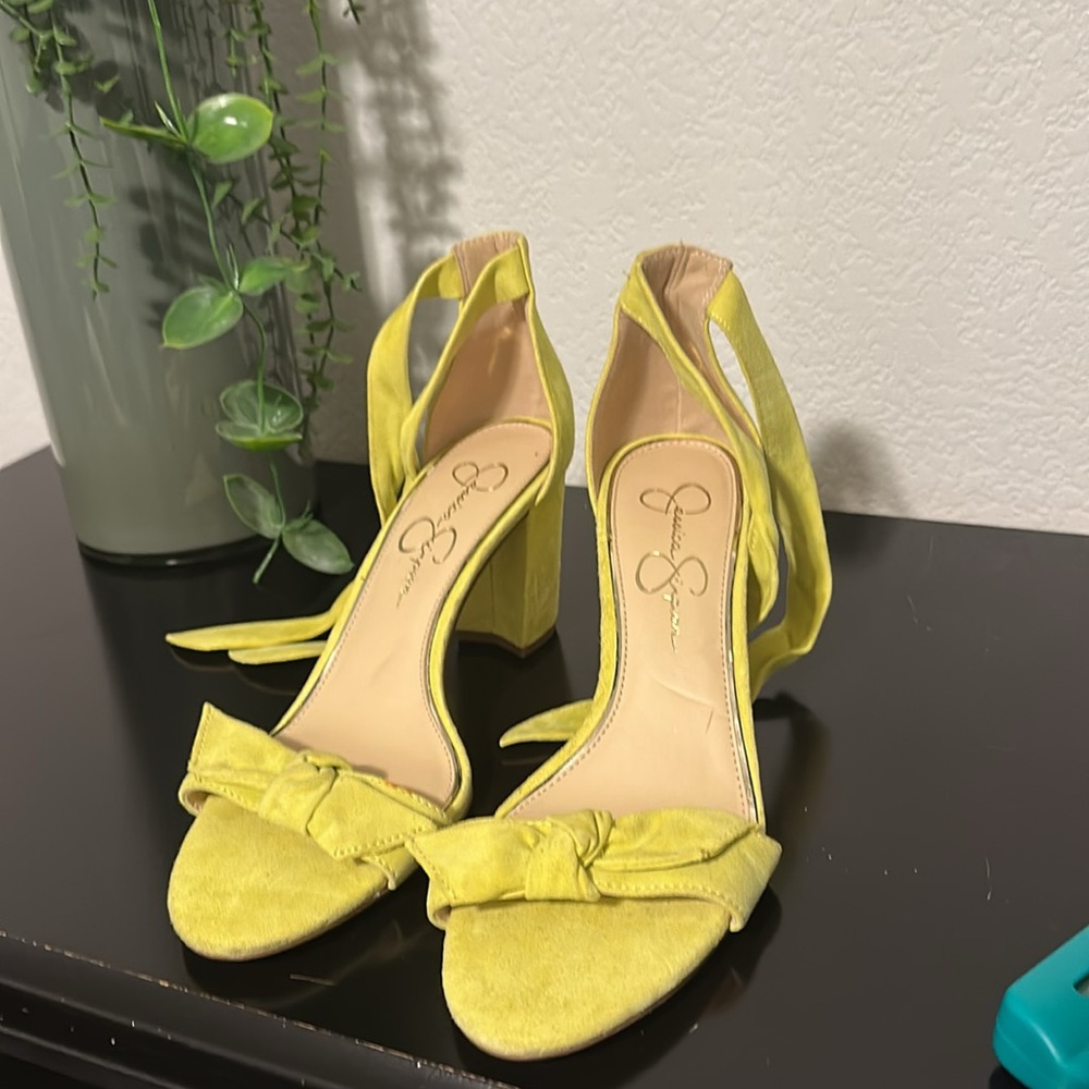 Jessica Simpson Yellow Suede Heels with Bow - new